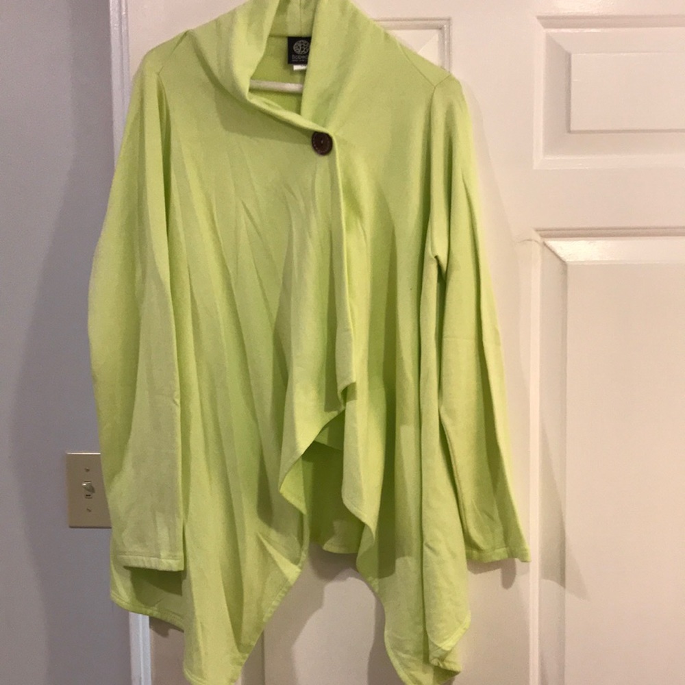 Asymmetrical one button cardigan